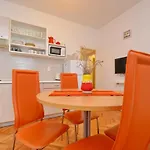 Apartamento Antonija Starigrad Paklenica