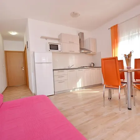 Antonija Apartamento Starigrad Paklenica