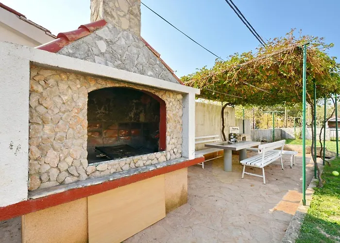 Antonija Διαμέρισμα Starigrad Paklenica