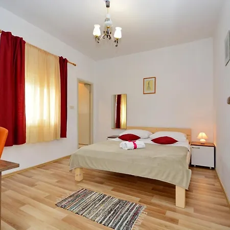 Appartement Antonija Starigrad Paklenica